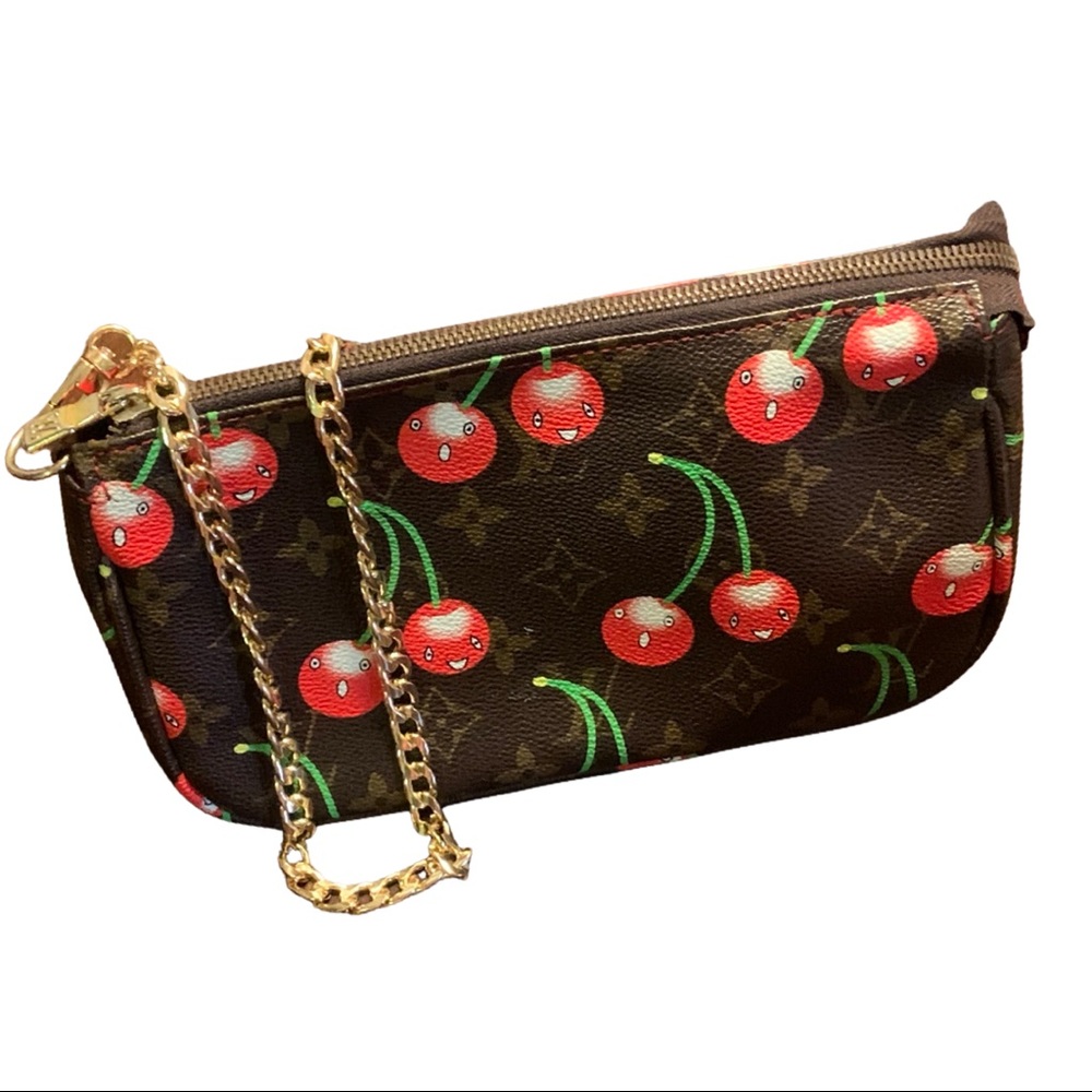 Louis Vuitton -Rare to Find Limited Edition Takashi Murakami Cerises Pochette - Picture 4 of 16